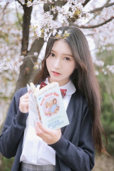 被囚禁的圣女