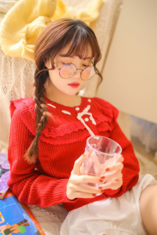 年轻母亲